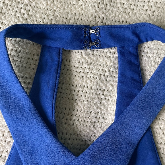 BCBGMaxAzria Crisscross Halter Peplum Dress in "Blueberry", Size 0 - Picture 8 of 16